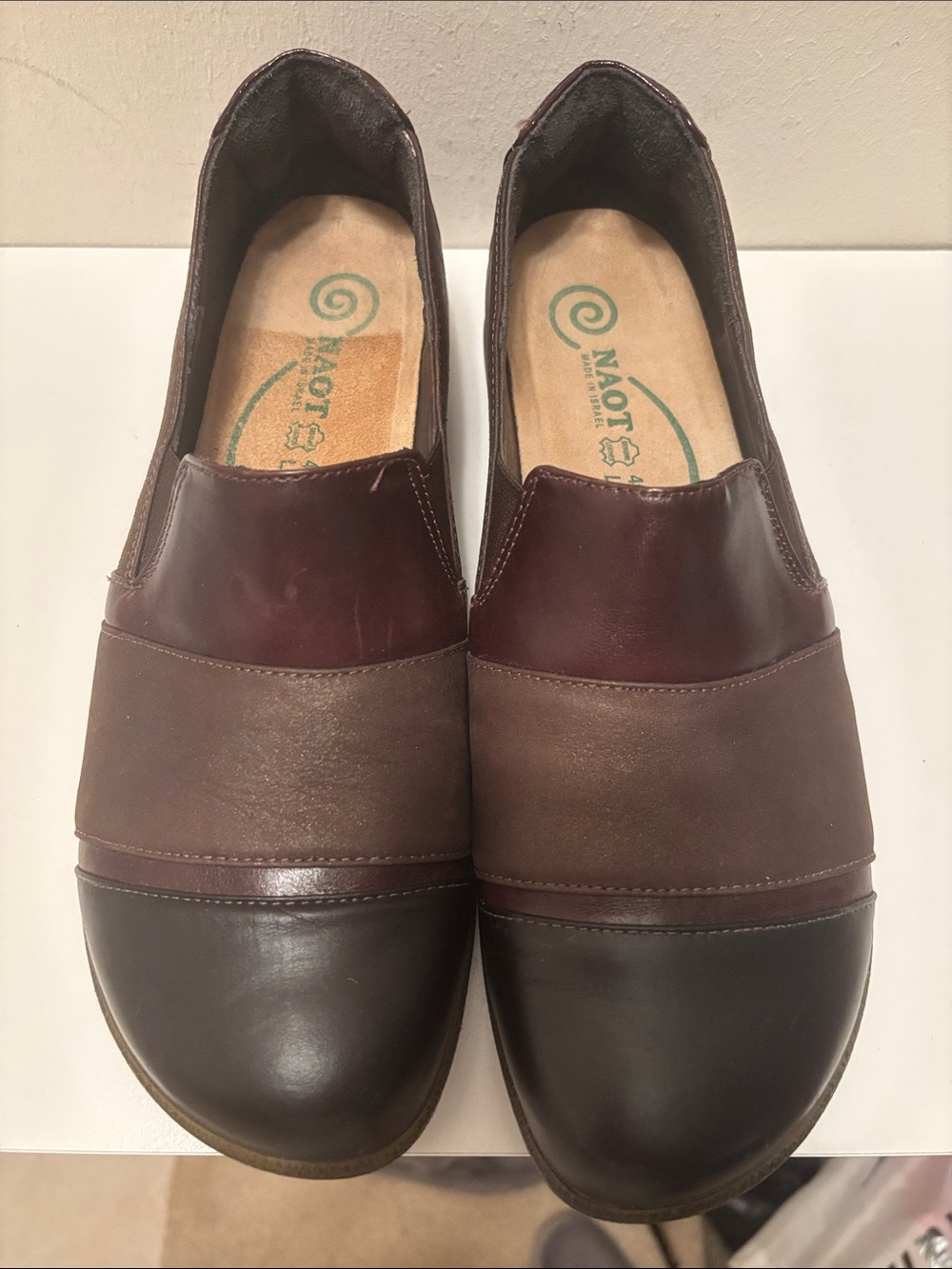 Naot Two-Tone Brown Leather Slip-On Loafers 40/9 comfort - Picture 3 of 10